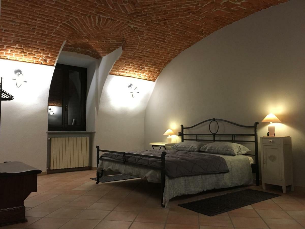 ホテルCastello Della Bastia Balocco エクステリア 写真