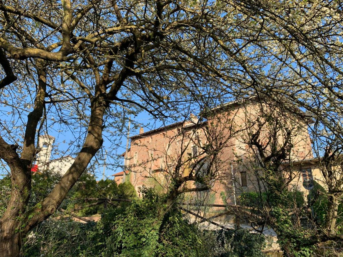 ホテルCastello Della Bastia Balocco エクステリア 写真